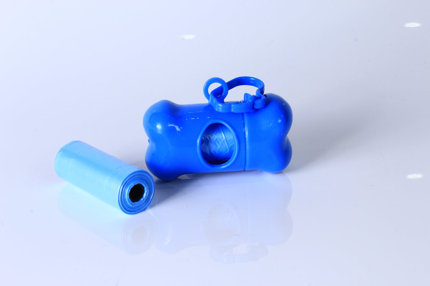 PetGuard: Dispensador de Bolsas para Mascotas con Repuesto